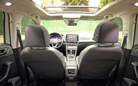 Volkswagen T-Roc I, 2020 год, 2 700 000 рублей, 9 фотография