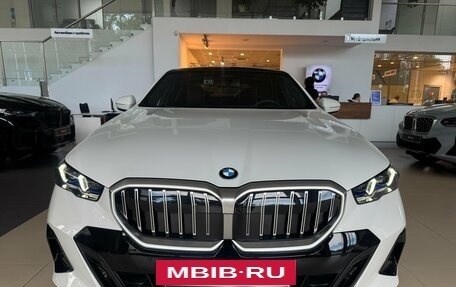 BMW 5 серия, 2025 год, 7 290 000 рублей, 4 фотография
