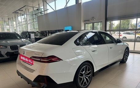 BMW 5 серия, 2025 год, 7 290 000 рублей, 3 фотография