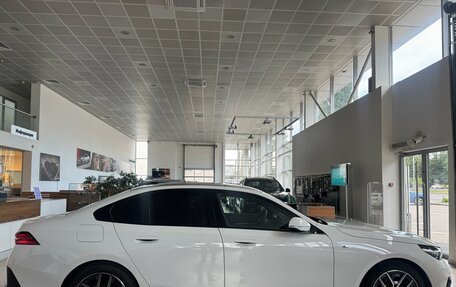 BMW 5 серия, 2025 год, 7 290 000 рублей, 7 фотография