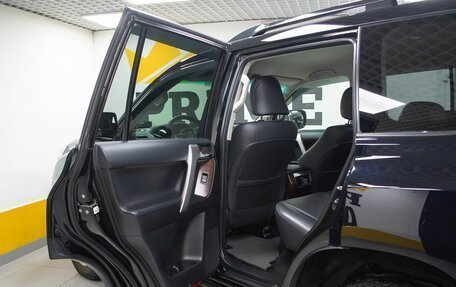 Toyota Land Cruiser Prado 150 рестайлинг 2, 2015 год, 3 699 000 рублей, 12 фотография