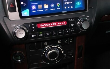Toyota Land Cruiser Prado 150 рестайлинг 2, 2015 год, 3 699 000 рублей, 10 фотография