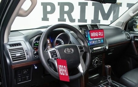 Toyota Land Cruiser Prado 150 рестайлинг 2, 2015 год, 3 699 000 рублей, 9 фотография