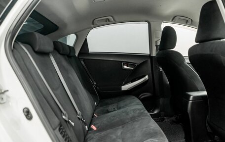 Toyota Prius, 2012 год, 1 235 000 рублей, 8 фотография