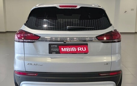 Geely Atlas, 2023 год, 1 700 000 рублей, 7 фотография