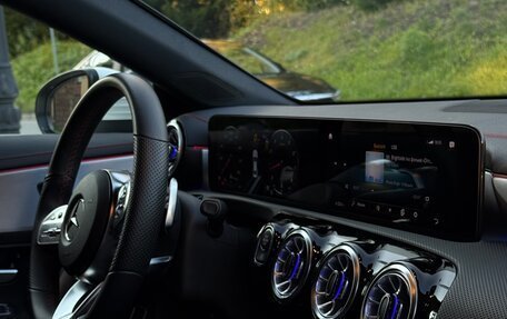 Mercedes-Benz CLA, 2021 год, 4 200 000 рублей, 14 фотография