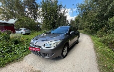 Renault Fluence I, 2011 год, 320 000 рублей, 2 фотография