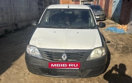 Renault Logan I, 2015 год, 300 000 рублей, 2 фотография