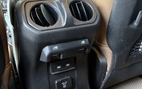 Jeep Wrangler, 2023 год, 5 500 000 рублей, 14 фотография