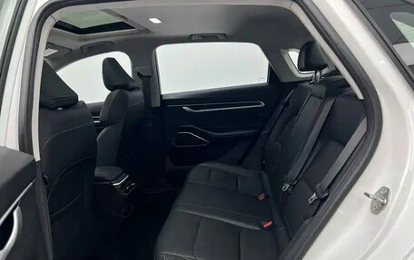 Geely Emgrand, 2022 год, 905 000 рублей, 8 фотография