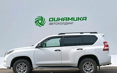 Toyota Land Cruiser Prado 150 рестайлинг 2, 2017 год, 2 575 000 рублей, 8 фотография