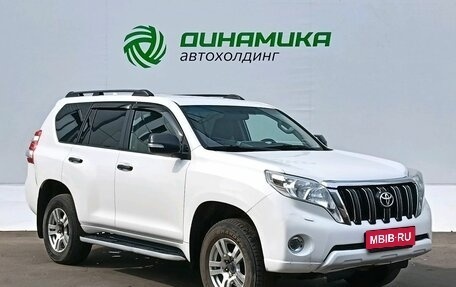 Toyota Land Cruiser Prado 150 рестайлинг 2, 2017 год, 2 575 000 рублей, 3 фотография