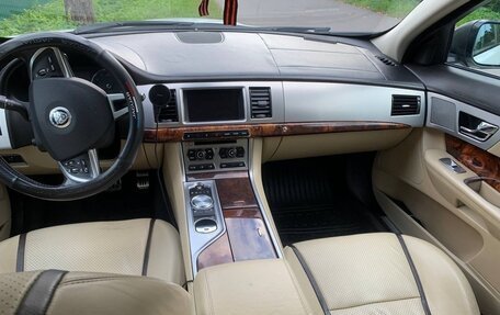 Jaguar XF I рестайлинг, 2013 год, 1 300 000 рублей, 10 фотография