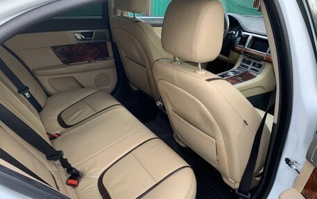 Jaguar XF I рестайлинг, 2013 год, 1 300 000 рублей, 8 фотография