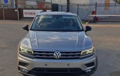 Volkswagen Tiguan II, 2019 год, 2 790 000 рублей, 1 фотография