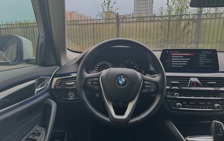 BMW 5 серия, 2018 год, 3 300 000 рублей, 8 фотография