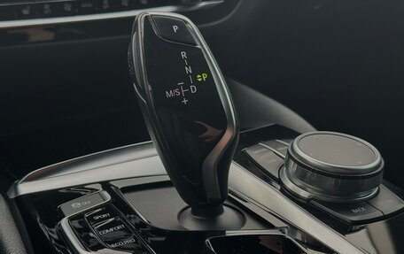 BMW 5 серия, 2018 год, 3 300 000 рублей, 16 фотография