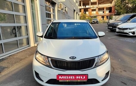 KIA Rio III рестайлинг, 2014 год, 945 000 рублей, 2 фотография