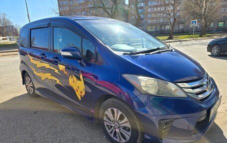 Honda Freed I, 2012 год, 890 000 рублей, 11 фотография