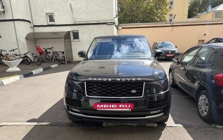Land Rover Range Rover IV рестайлинг, 2015 год, 5 000 000 рублей, 2 фотография