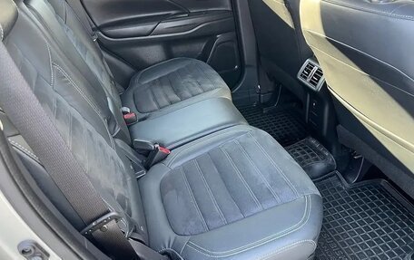 Mitsubishi Outlander III рестайлинг 3, 2021 год, 2 310 300 рублей, 4 фотография