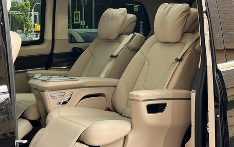 Mercedes-Benz V-Класс, 2024 год, 9 350 000 рублей, 21 фотография