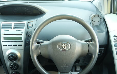 Toyota Vitz, 2009 год, 739 000 рублей, 12 фотография