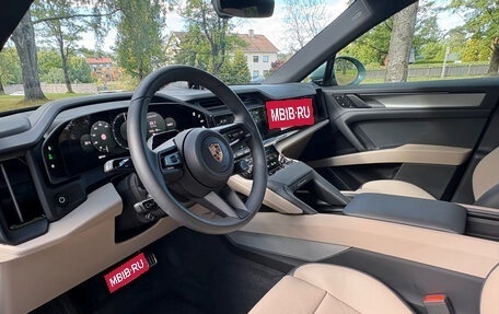 Porsche Cayenne, 2026 год, 30 350 000 рублей, 13 фотография