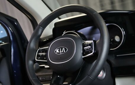 KIA Carnival, 2021 год, 2 949 000 рублей, 10 фотография