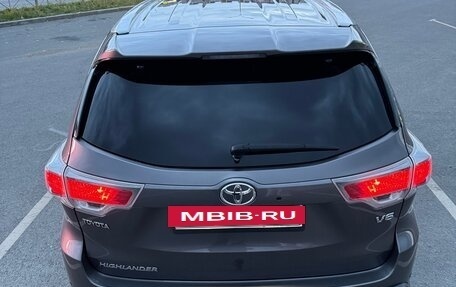 Toyota Highlander III, 2014 год, 3 050 000 рублей, 6 фотография