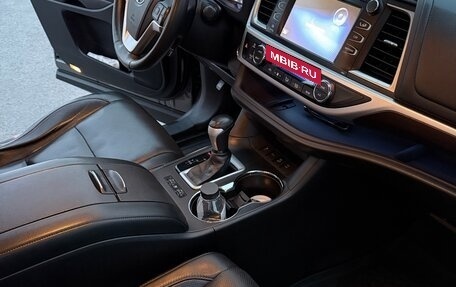 Toyota Highlander III, 2014 год, 3 050 000 рублей, 23 фотография