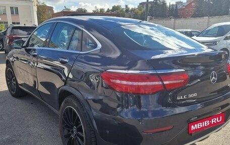 Mercedes-Benz GLC Coupe, 2016 год, 2 600 000 рублей, 7 фотография