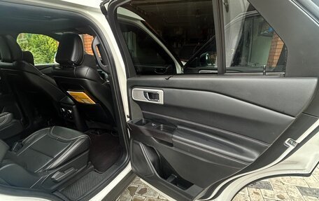 Ford Explorer VI, 2019 год, 3 400 000 рублей, 6 фотография
