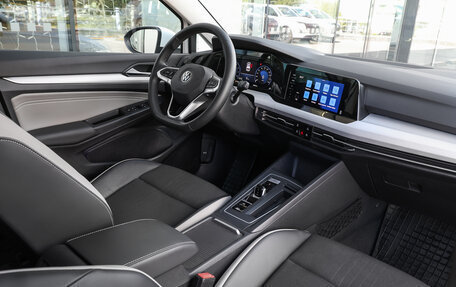 Volkswagen Golf VIII, 2022 год, 2 498 000 рублей, 9 фотография