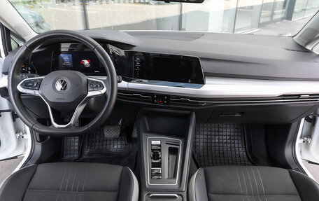 Volkswagen Golf VIII, 2022 год, 2 498 000 рублей, 12 фотография