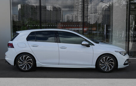 Volkswagen Golf VIII, 2022 год, 2 498 000 рублей, 4 фотография
