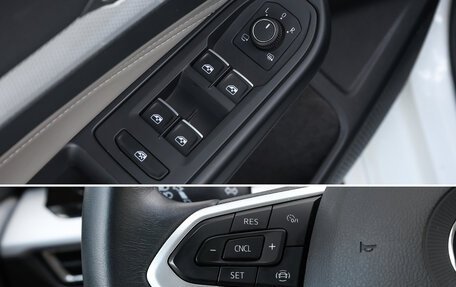 Volkswagen Golf VIII, 2022 год, 2 498 000 рублей, 21 фотография