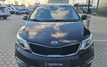 KIA Rio III рестайлинг, 2016 год, 1 075 000 рублей, 23 фотография