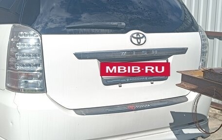 Toyota Wish II, 2007 год, 800 000 рублей, 2 фотография