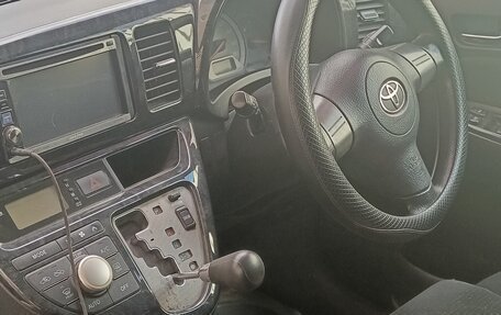 Toyota Wish II, 2007 год, 800 000 рублей, 7 фотография