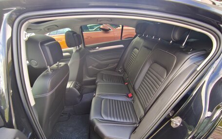 Volkswagen Passat B8 рестайлинг, 2021 год, 3 890 000 рублей, 6 фотография