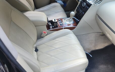 Infiniti QX70, 2014 год, 1 750 000 рублей, 11 фотография