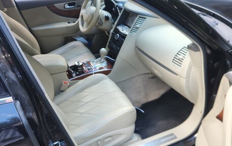 Infiniti QX70, 2014 год, 1 750 000 рублей, 10 фотография