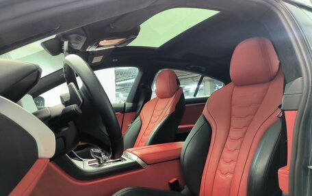 BMW 8 серия, 2021 год, 9 450 000 рублей, 14 фотография