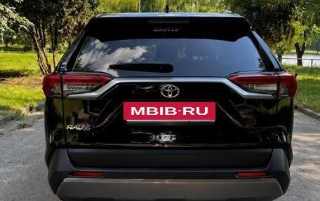 Toyota RAV4, 2020 год, 2 920 000 рублей, 4 фотография
