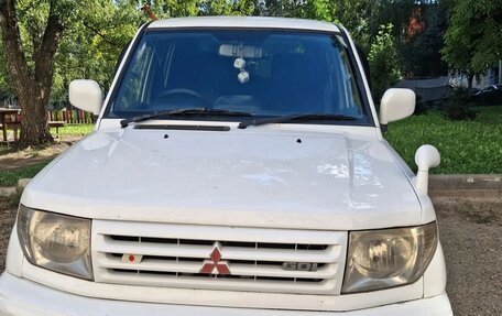 Mitsubishi Pajero iO, 1999 год, 520 000 рублей, 2 фотография