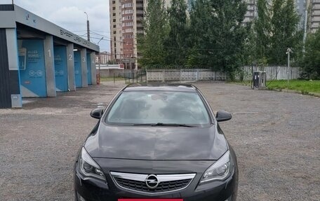 Opel Astra J, 2012 год, 700 000 рублей, 3 фотография