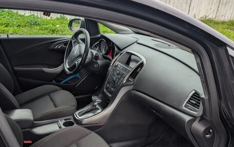 Opel Astra J, 2012 год, 700 000 рублей, 6 фотография