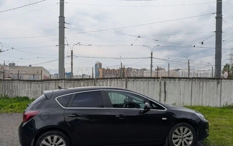 Opel Astra J, 2012 год, 700 000 рублей, 11 фотография
