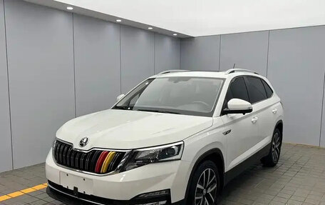 Skoda Kamiq I, 2022 год, 1 587 000 рублей, 1 фотография